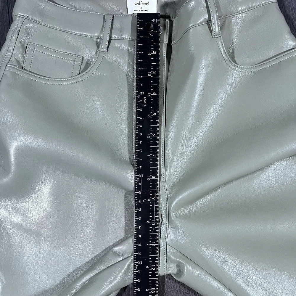 Wilfred aritzia melina